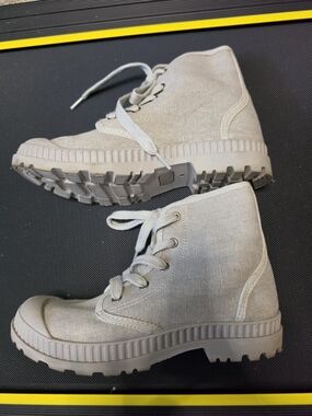SO Gray Canvas Ankle Booties - Size 8